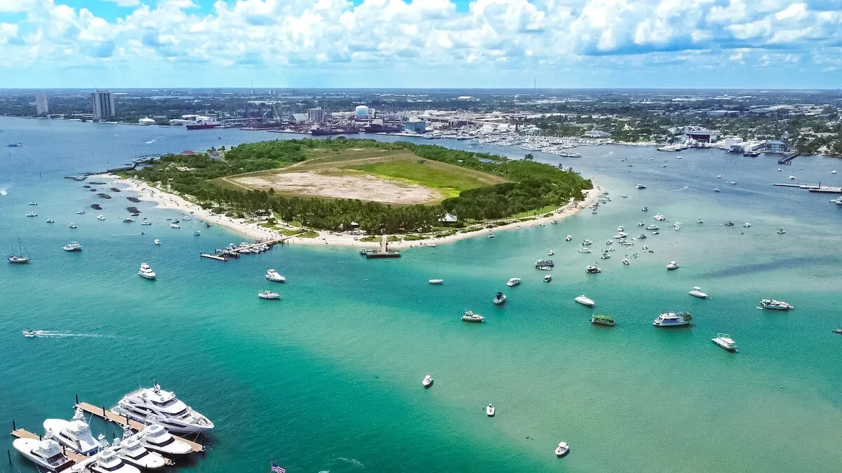 Peanut Island in Riviera Beach Florida with boats surrounding the island