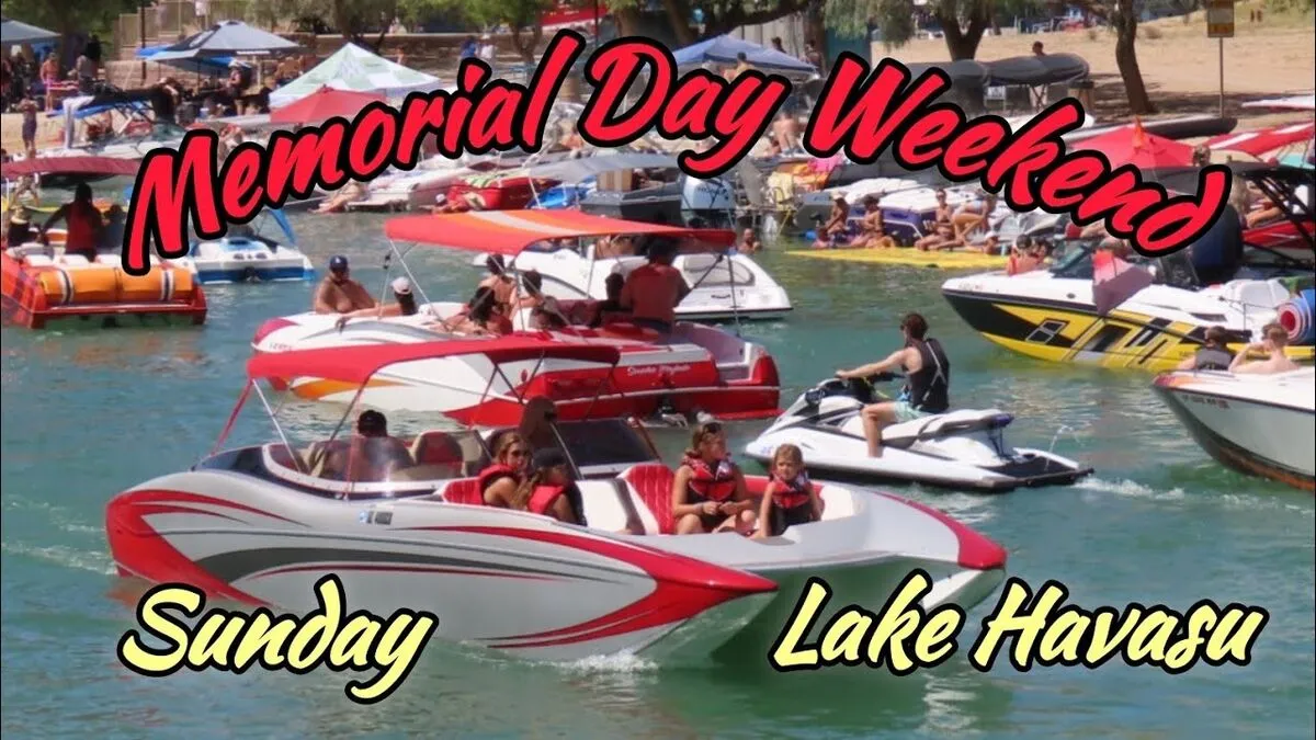 Lake Havasu sandbar party near the London Bridge with boats gathered